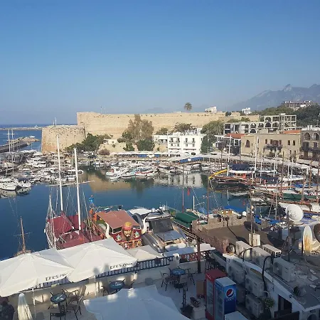 Royal Sun アパート Agios Georgios (Famagusta)